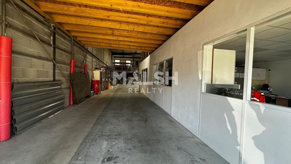 Light Industrial in Saint-Priest to rent - Building Photo - Image 2 of 13