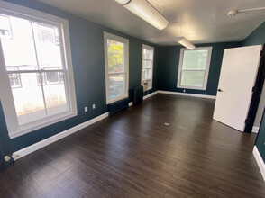 230 Grand Ave, Oakland, CA for rent Interior Photo- Image 1 of 2