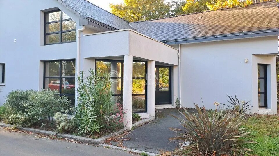 Office in Carquefou to rent - Building Photo - Image 2 of 6