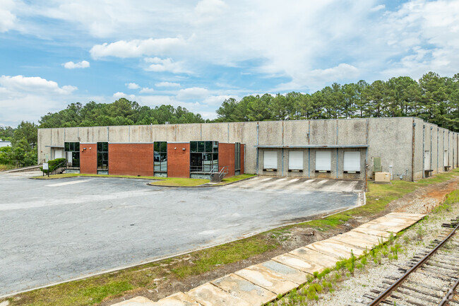 More details for 825 Great Sw Pky SW, Atlanta, GA - Industrial for Rent