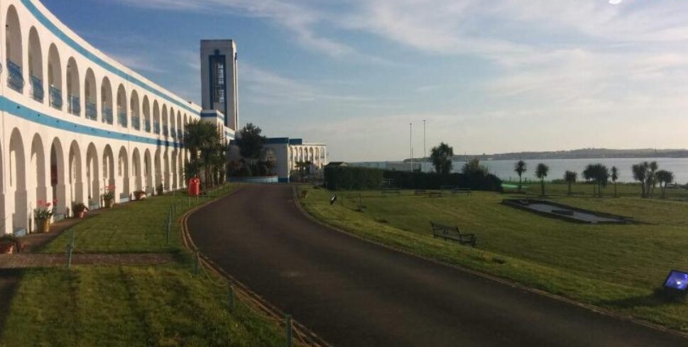 Bowleaze Coveway Rd, Weymouth for sale - Primary Photo - Image 1 of 1