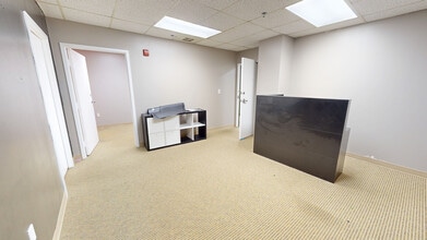 7777 Leesburg Pike, Falls Church, VA to rent Interior Photo- Image 2 of 4