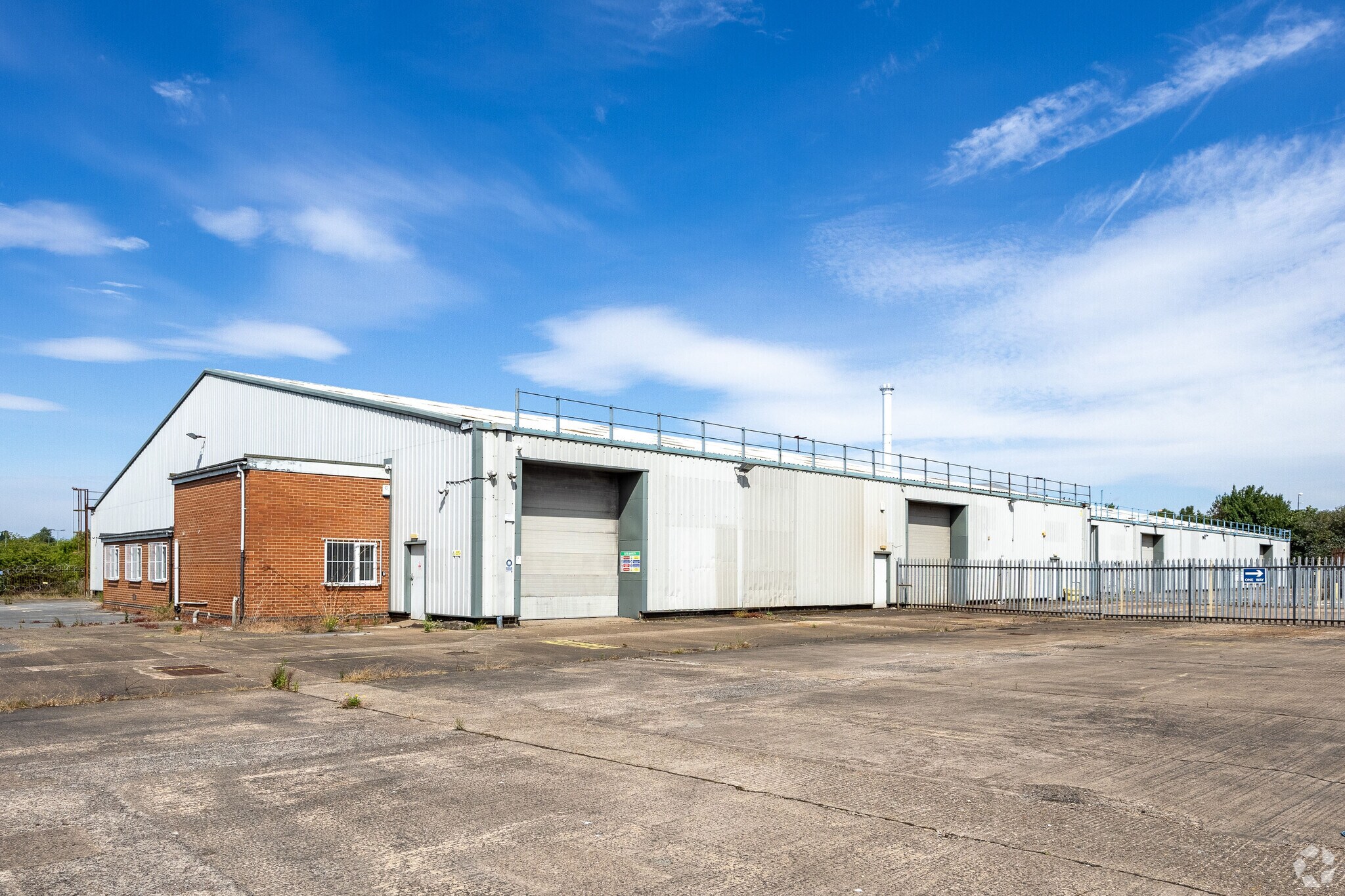 Victory Rd, Derby to rent Primary Photo- Image 1 of 4