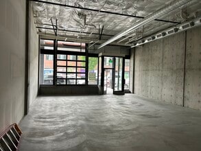 77 NE Grand Ave, Portland, OR to rent Interior Photo- Image 2 of 3