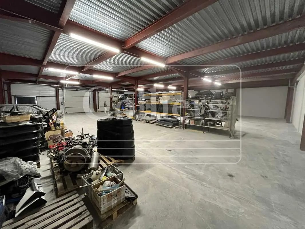 Office in Marseille to rent Building Photo- Image 1 of 13