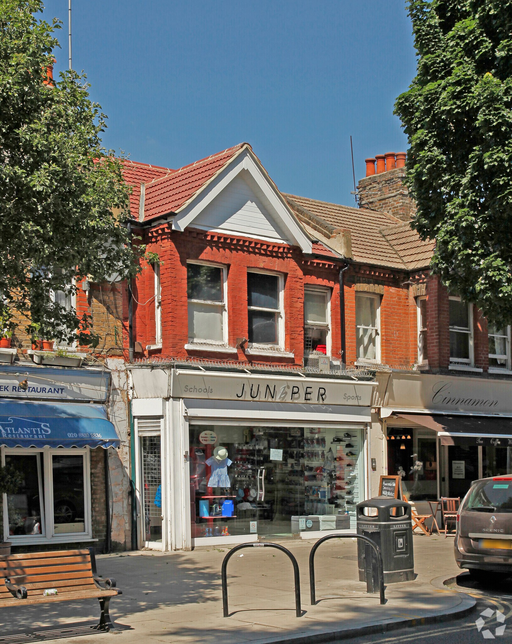 88 Pitshanger Ln, London for sale Primary Photo- Image 1 of 1