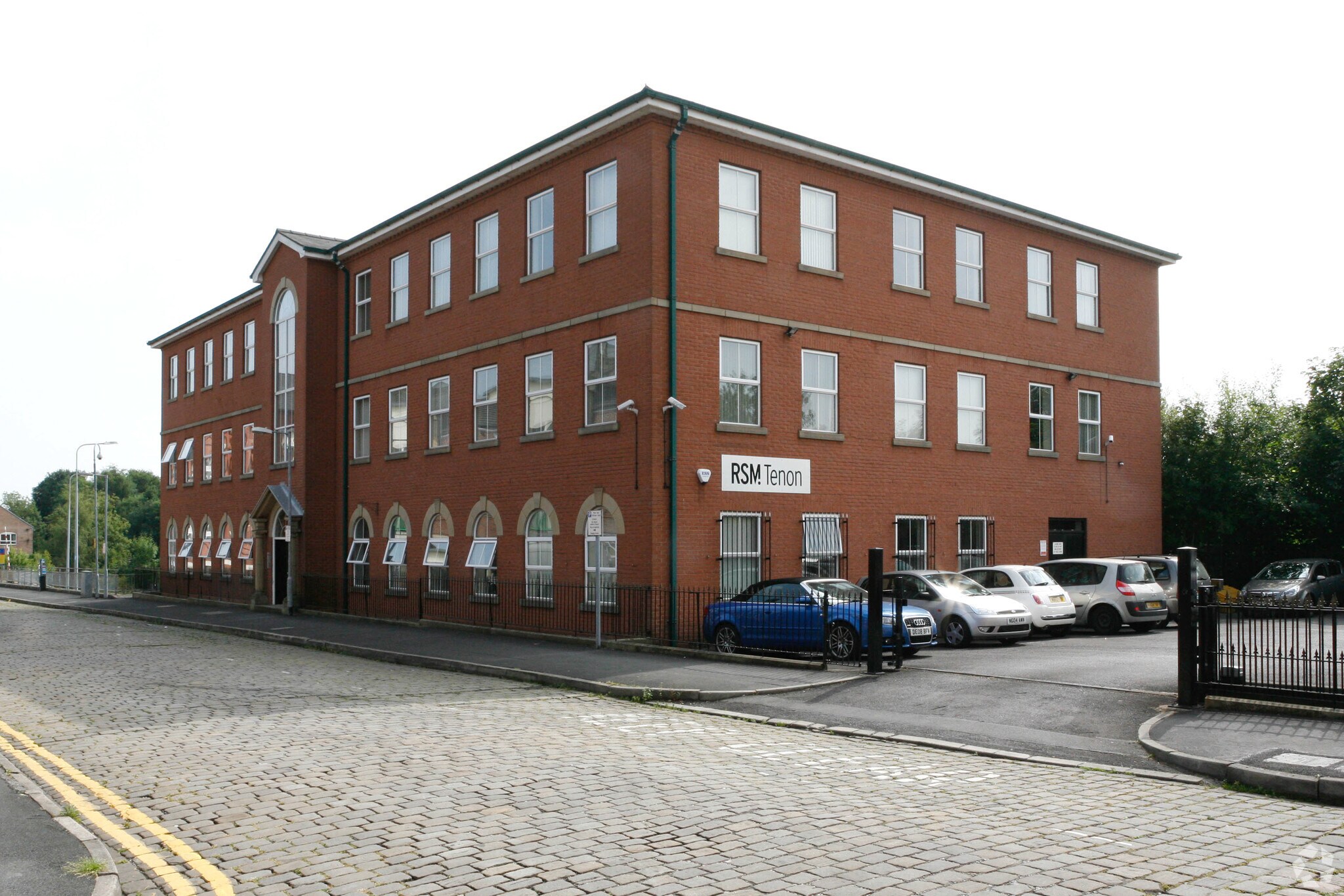 Clive St, Bolton for sale Primary Photo- Image 1 of 1