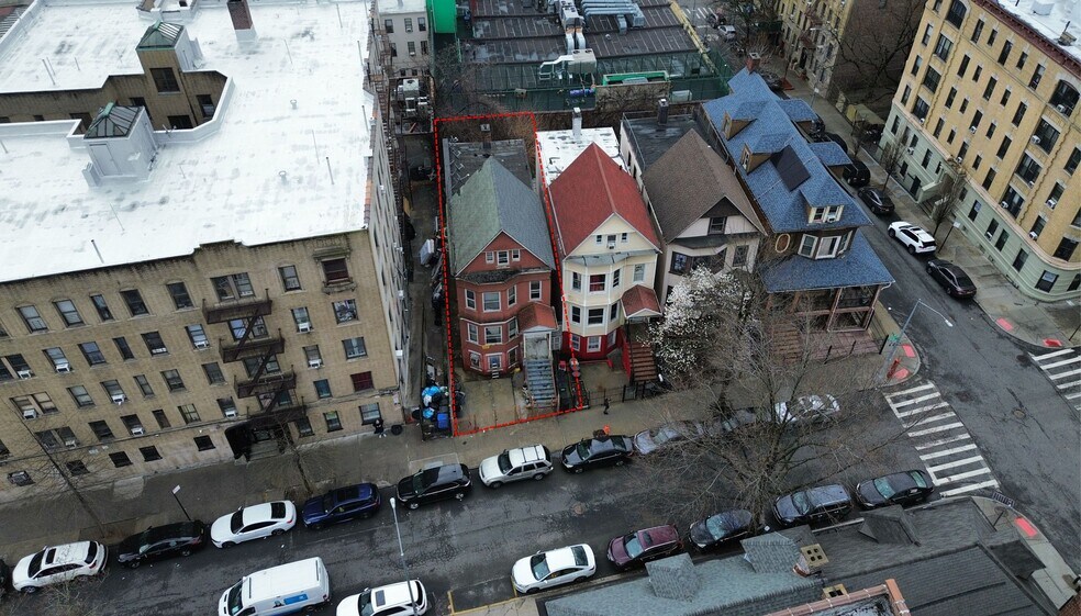 2850 Decatur Ave, Bronx, NY for sale - Primary Photo - Image 1 of 1