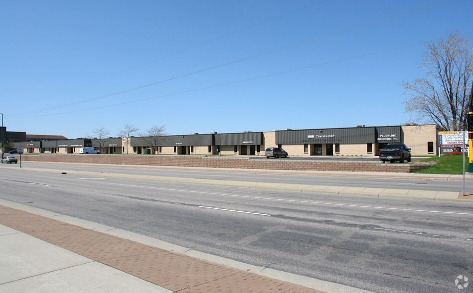 7850-7890 12th Ave E, Bloomington, MN for sale - Primary Photo - Image 1 of 1