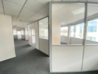 More details for 13 Rue Edison, Bron - Office for Sale