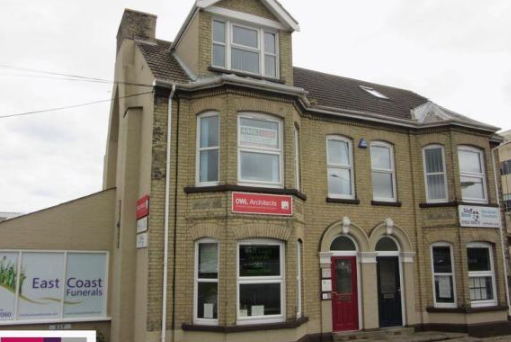 Battery Green Rd, Lowestoft for rent - Primary Photo - Image 1 of 2