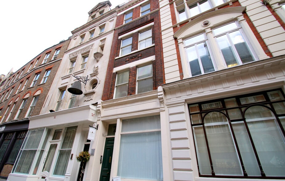 7 Bell Yard, London for sale - Building Photo - Image 1 of 1