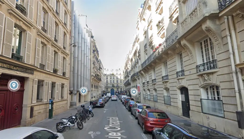 Retail in Paris for sale Building Photo- Image 1 of 6