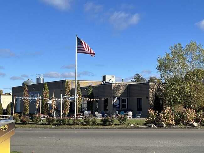 More details for 16 Business Park Dr, Branford, CT - Industrial to Rent