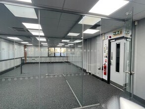 Christy Ct, Basildon to rent Interior Photo- Image 2 of 6