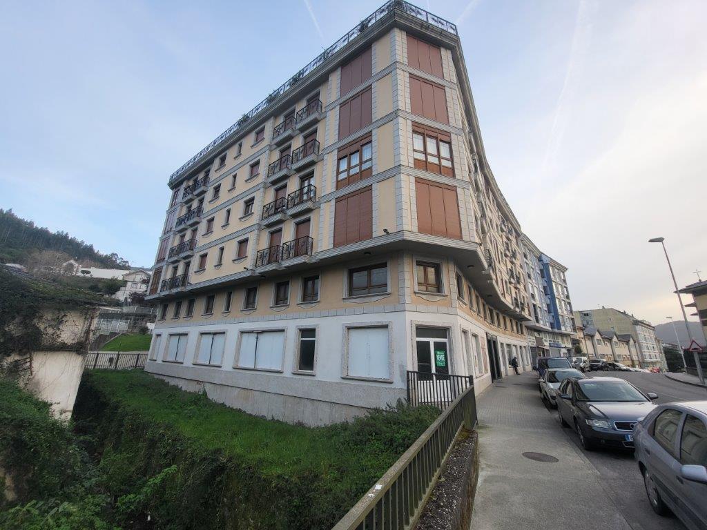 Avenida de Benito Galcerán, Viveiro, Lugo for sale Building Photo- Image 1 of 15