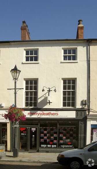 12 Priory Pl, Doncaster for sale - Primary Photo - Image 1 of 1