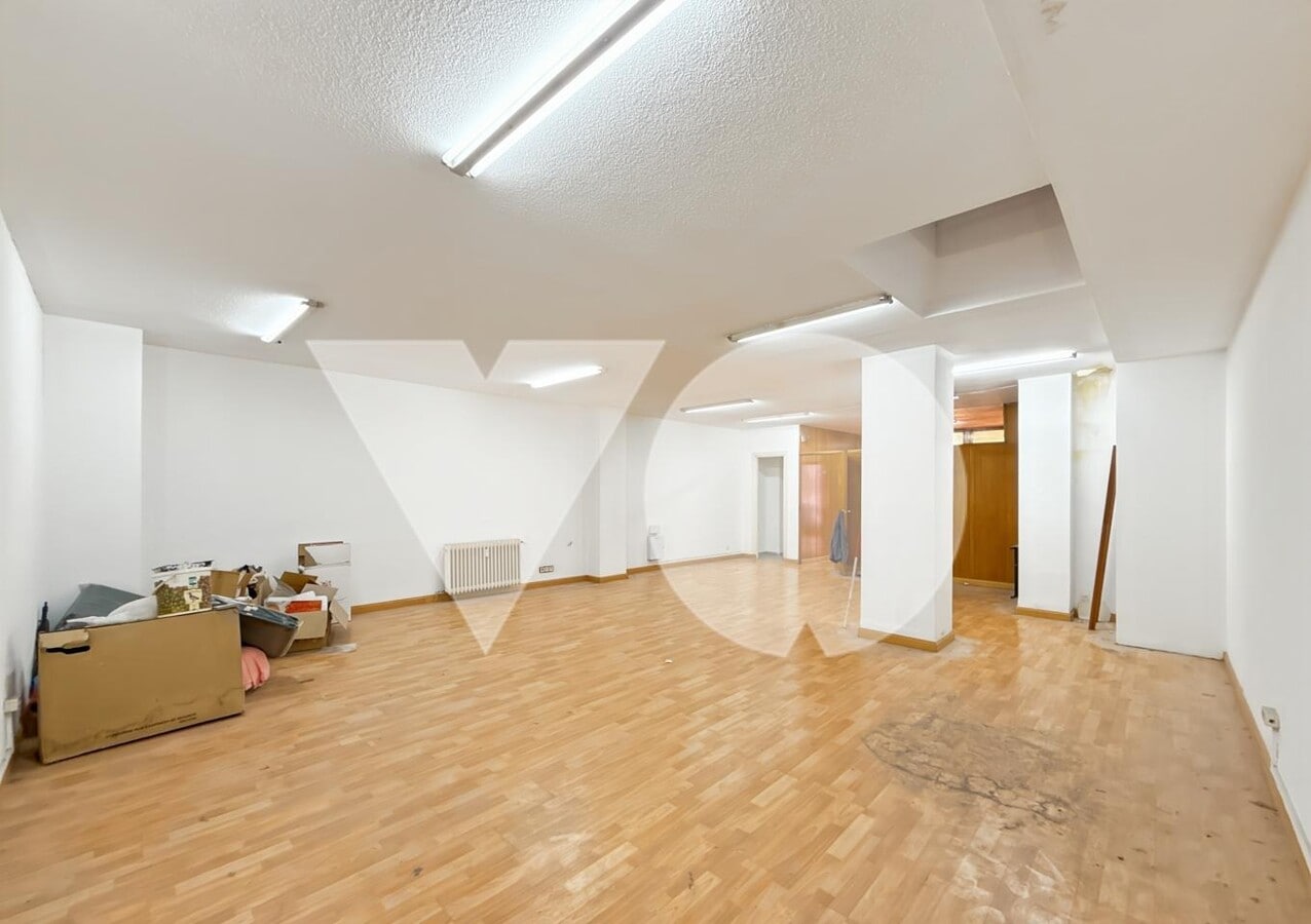 Calle Raimundo Fernández Villaverde, 14, Madrid, MAD 28003 - Unit IZ - - Interior Photo - Image 1 of 9