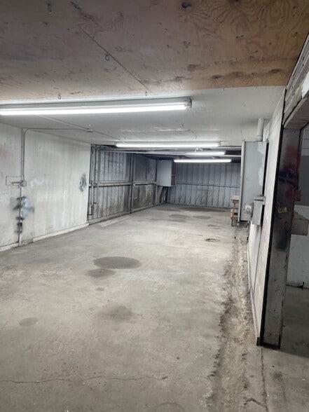 1115 Hub St, Houston, TX to rent - Building Photo - Image 3 of 5