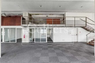 Office in Marseille to rent Interior Photo- Image 2 of 10