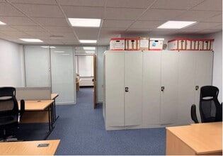 Hughenden Ave, High Wycombe to rent Interior Photo- Image 2 of 9
