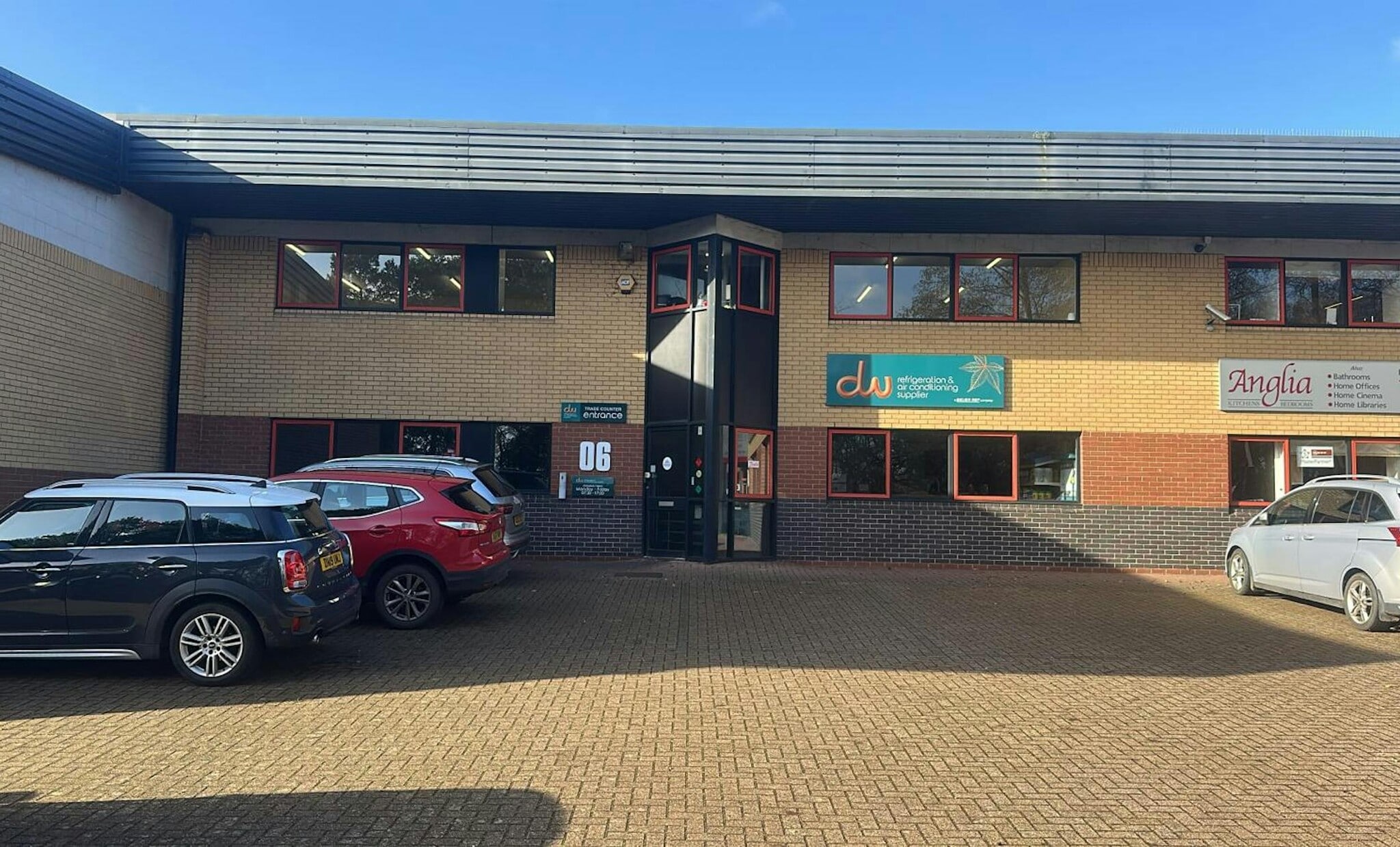 Hellesdon Hall Rd, Norwich to rent Building Photo- Image 1 of 4