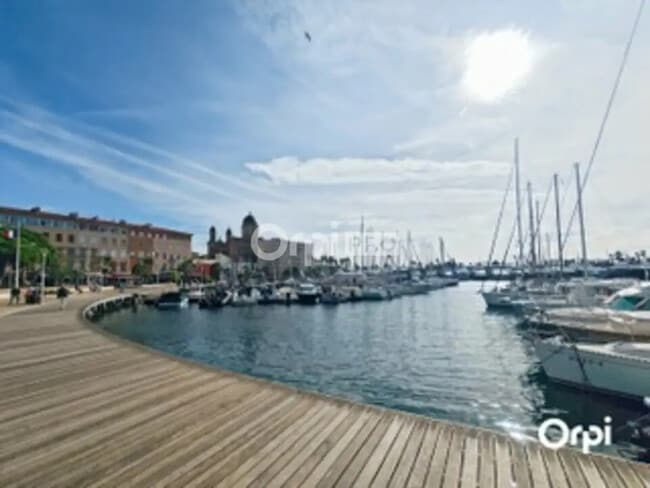 Location Commerce 65 m²