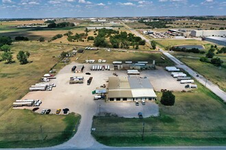 5328 E Market St, Enid, OK - aerial  map view - Image1