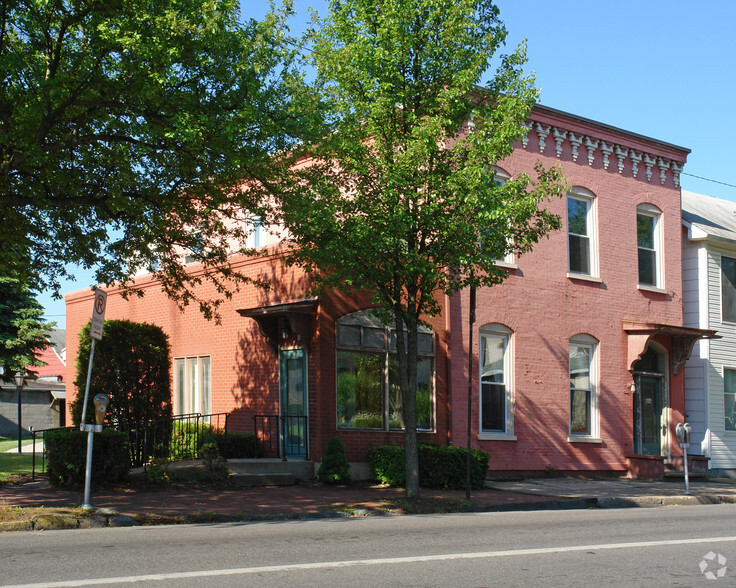 72 E CHURCH STREET, Lock Haven, PA 17745 portfolio of 2 properties for sale on LoopNet.co.uk - Building Photo - Image 1 of 1