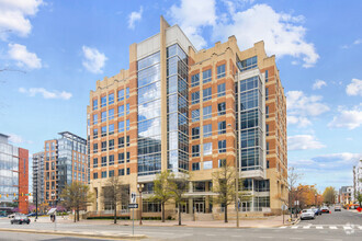 4501 N Fairfax Dr, Arlington, VA for rent Building Photo- Image 1 of 8