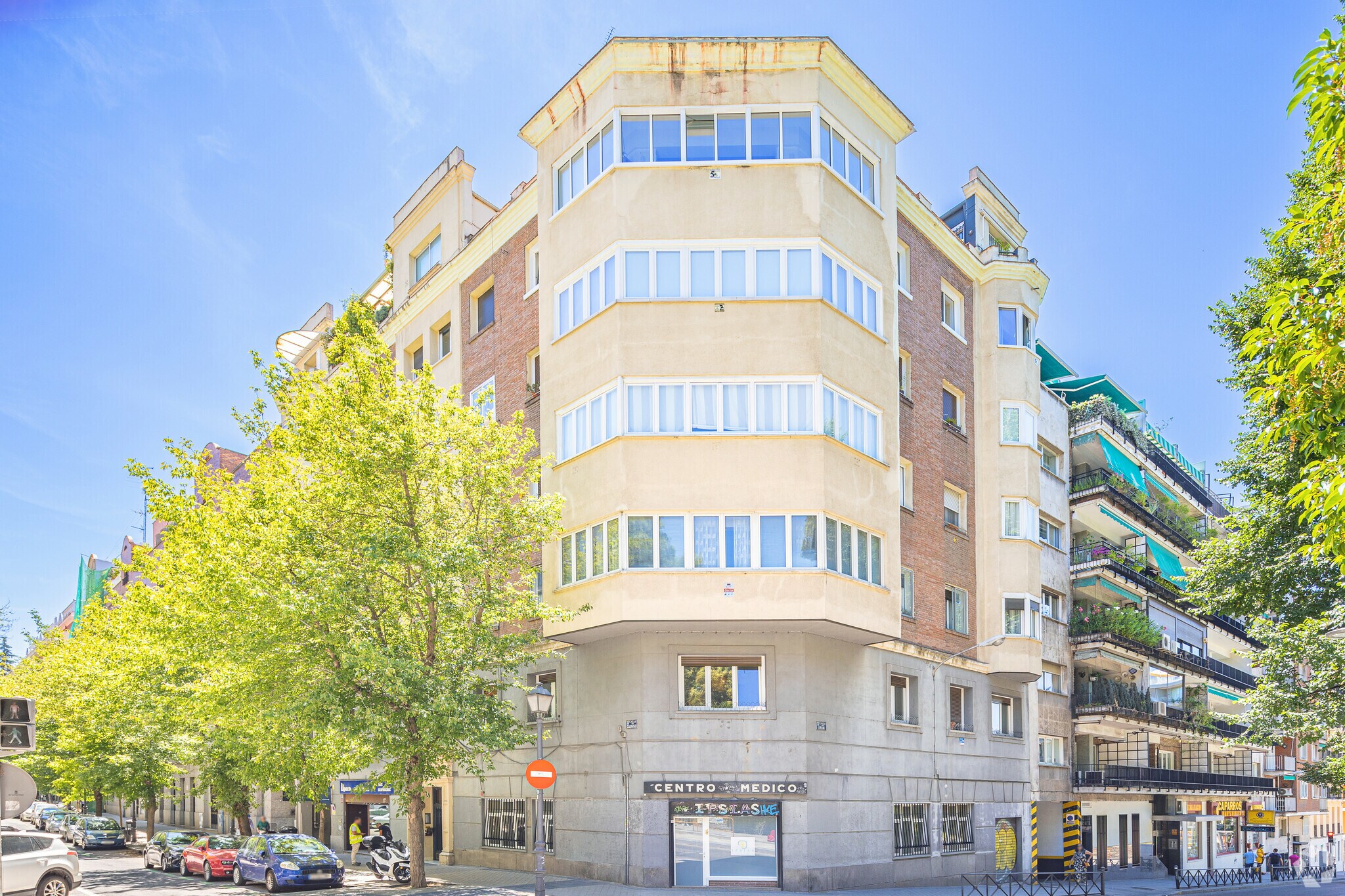 Build-to-Rent in Madrid, Madrid for sale Primary Photo- Image 1 of 3