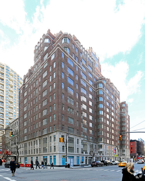 680 Madison Ave, New York, NY for rent - Primary Photo - Image 1 of 7