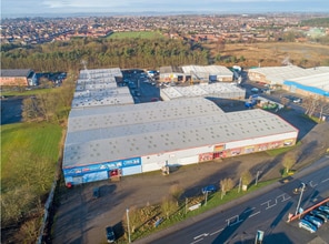 Clover St, Nottingham to rent Building Photo- Image 2 of 6