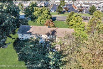 121 S Main St, Marlboro, NJ for sale Primary Photo- Image 1 of 1