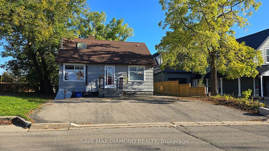 23 Pearl St, Mississauga, ON for rent - Primary Photo - Image 1 of 1