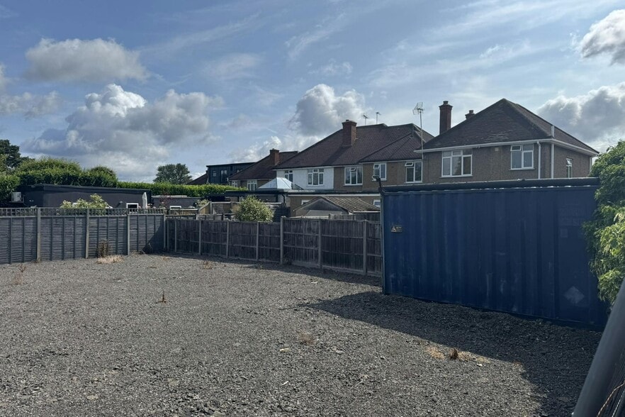 Simplemarsh Rd, Addlestone to rent - Other - Image 2 of 4