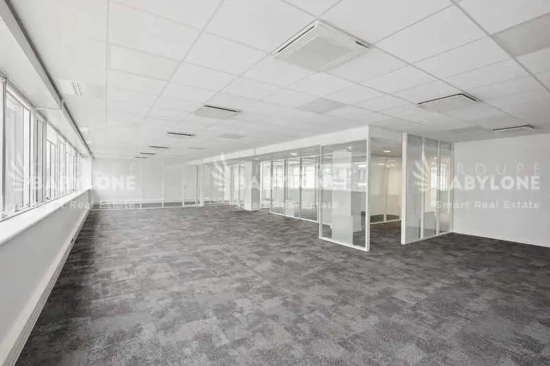 Office in Issy-les-Moulineaux to rent - Building Photo - Image 1 of 15