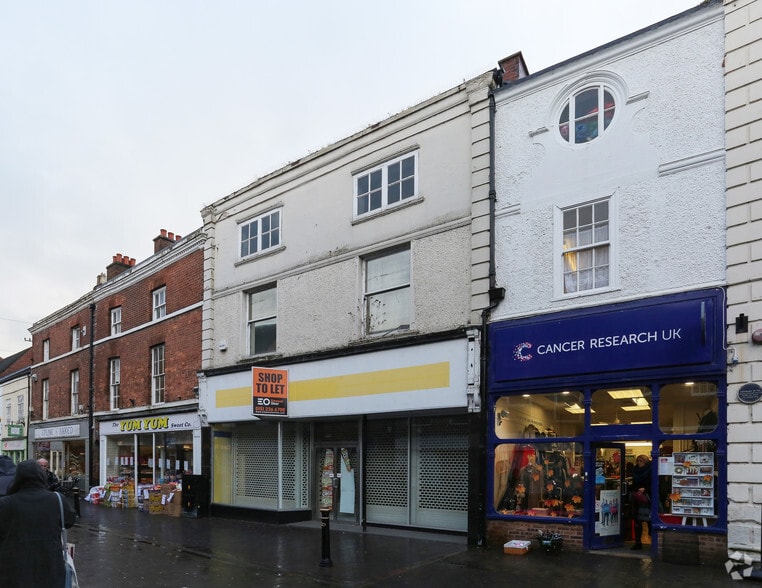 32 High St, Stone for sale - Primary Photo - Image 1 of 1