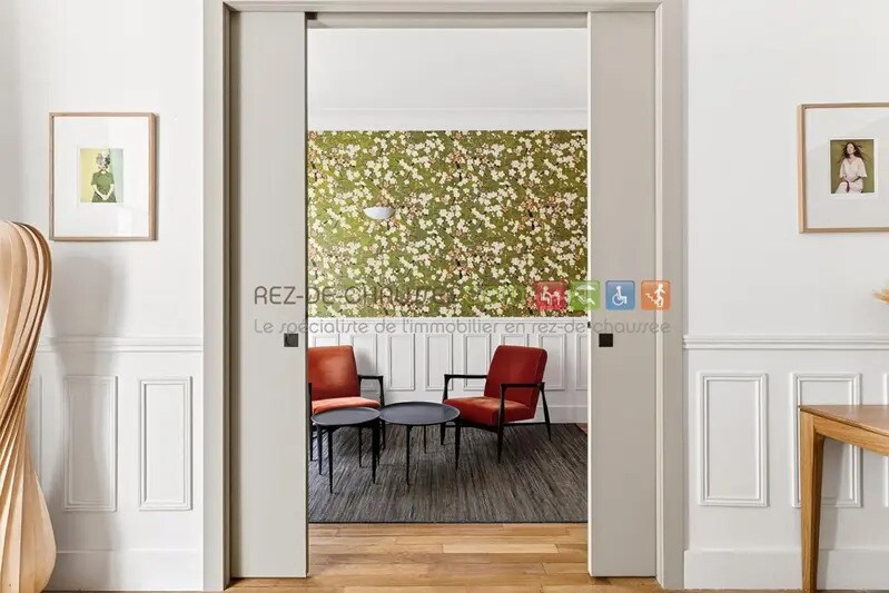 Build-to-Rent in Paris for sale Interior Photo- Image 1 of 9