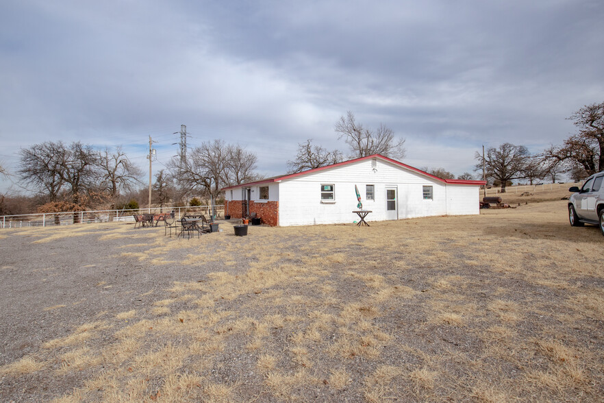 8604 N Sooner Rd, Oklahoma City, OK for sale - Building Photo - Image 3 of 26