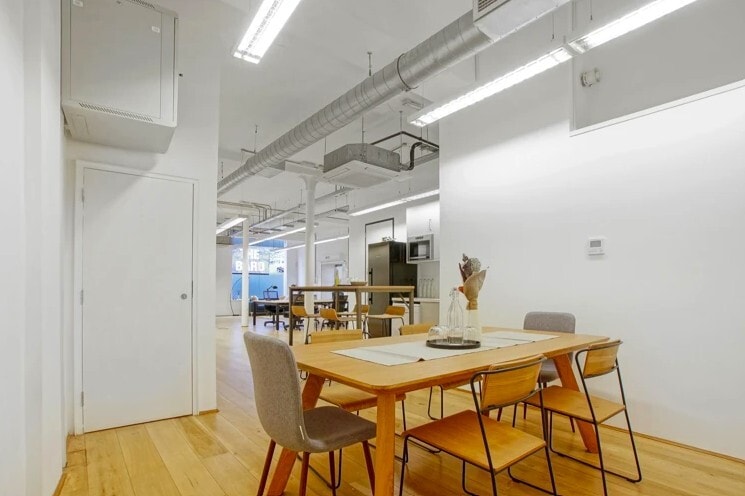 11A Curtain Rd, London to rent Interior Photo- Image 1 of 3