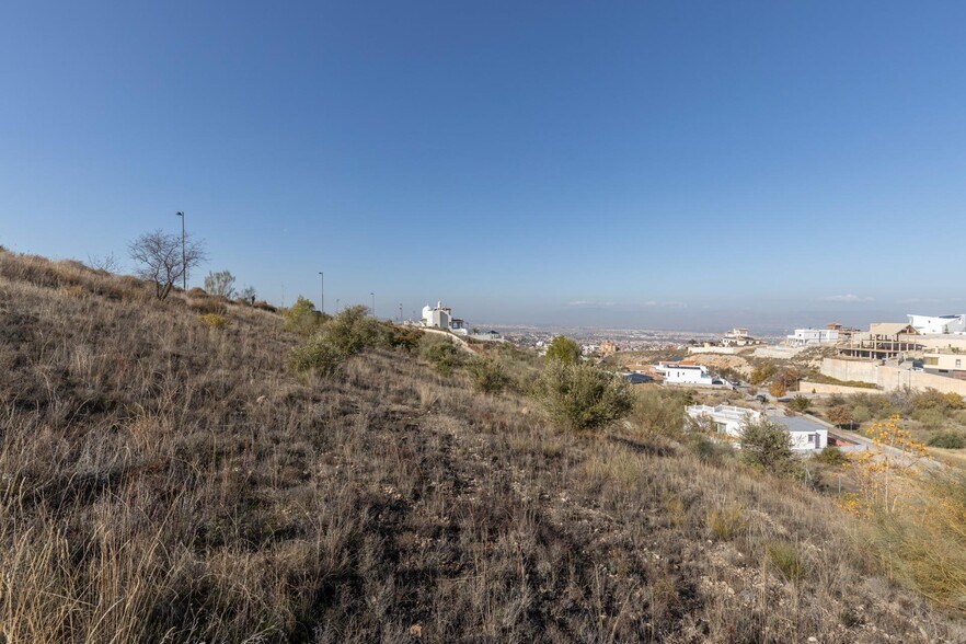 Calle Güevéjar, 6, La Zubia, Granada for sale - Building Photo - Image 2 of 17
