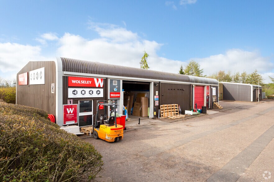 46 North Faulds Rd, Lanark ML11 7SR UK