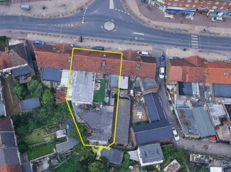 238-242 Oxlow Ln, Dagenham for sale - Building Photo - Image 2 of 2