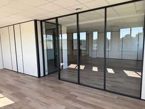 80 Rue Charles Duchesne, Aix-en-Provence for sale Interior Photo- Image 2 of 5