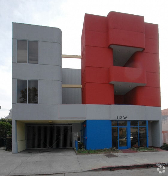 11336 Camarillo St, Toluca Lake, CA for sale - Building Photo - Image 1 of 18