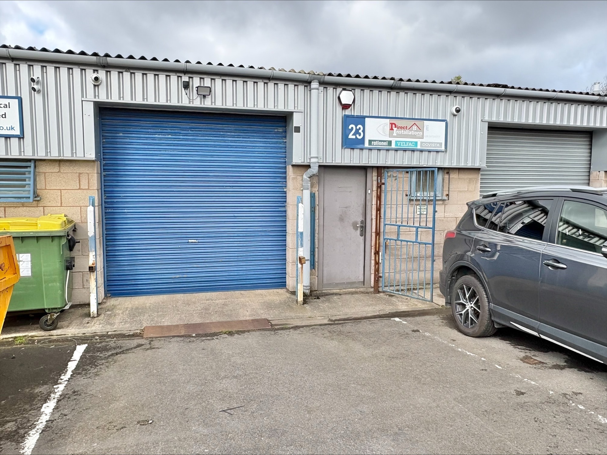 Windmill Lane Industrial Estate, Manchester to rent Building Photo- Image 1 of 9