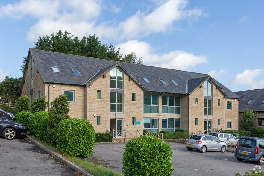 Arden House, Deepdale Business Park, Ashford Rd, Bakewell for sale - Primary Photo - Image 1 of 1