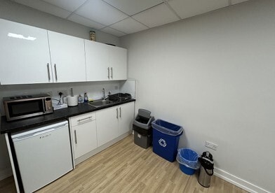 46 Castle St, Aberdeen to rent Building Photo- Image 1 of 2