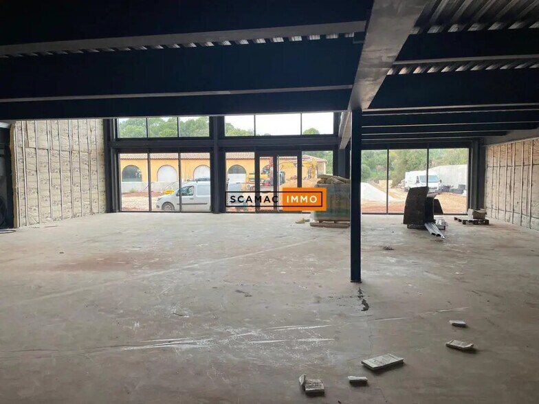 Industrial in Ollioules to rent - Interior Photo - Image 3 of 4